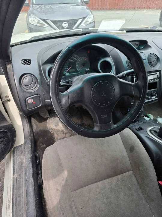 2004 Mitsubishi Eclipse 3rd Gen - Image 3 of 4