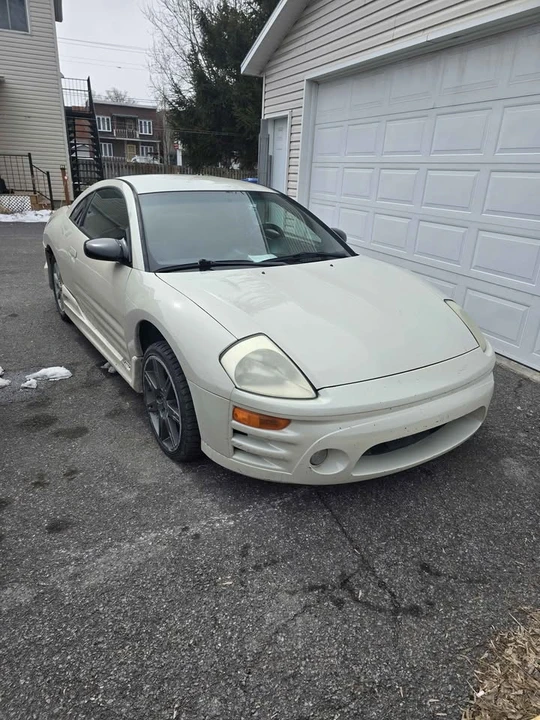 2004 Mitsubishi Eclipse 3rd Gen - Image 2 of 4