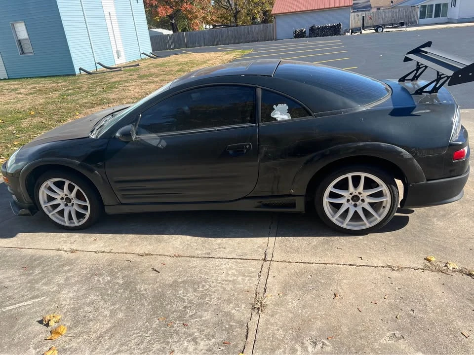 2004 Mitsubishi Eclipse 3rd Gen - Image 4 of 12