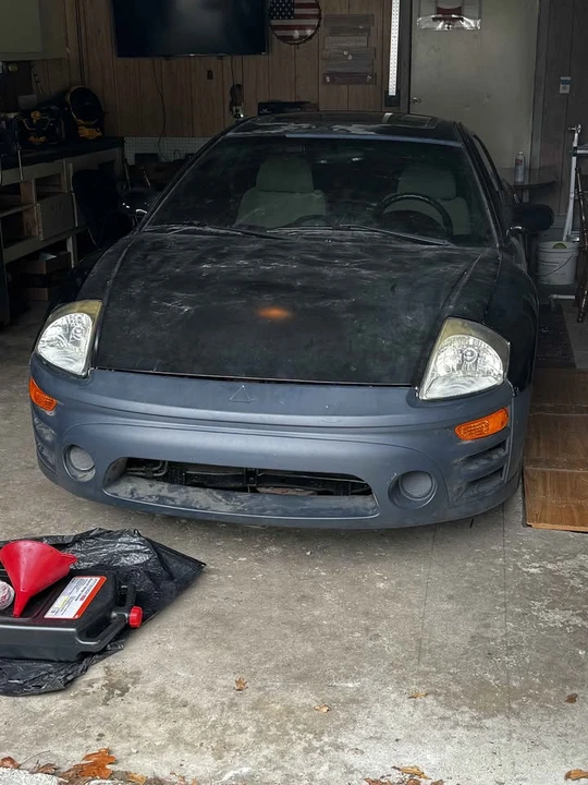2004 Mitsubishi Eclipse 3rd Gen - Image 3 of 10