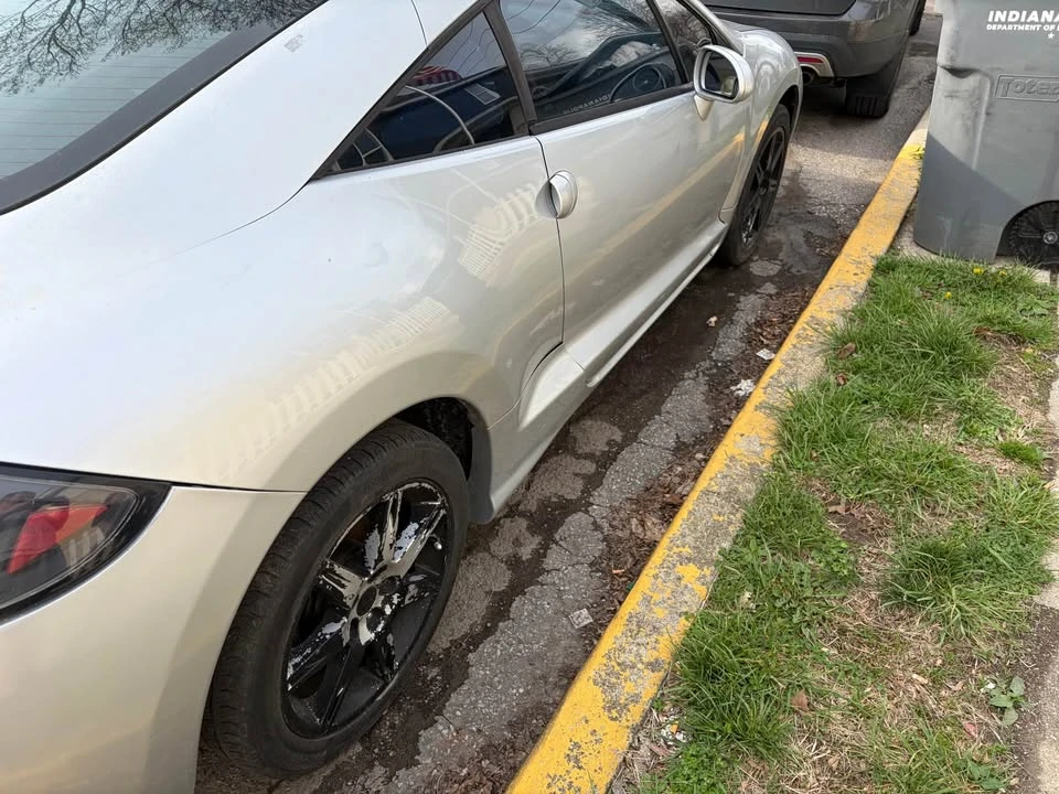 2004 Mitsubishi Eclipse 3rd Gen - Image 9 of 9