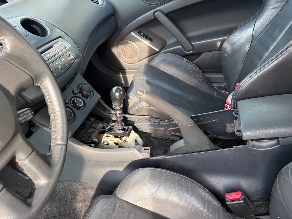 2004 Mitsubishi Eclipse 3rd Gen - Image 5 of 9