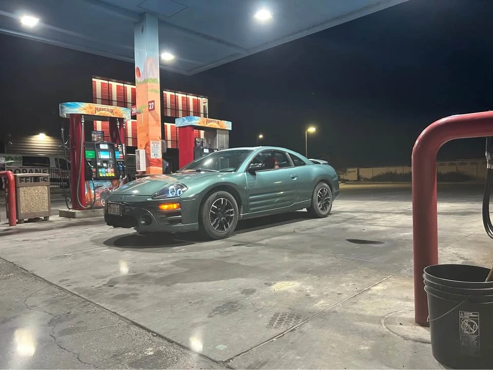 2004 Mitsubishi Eclipse 3rd Gen - Image 2 of 4
