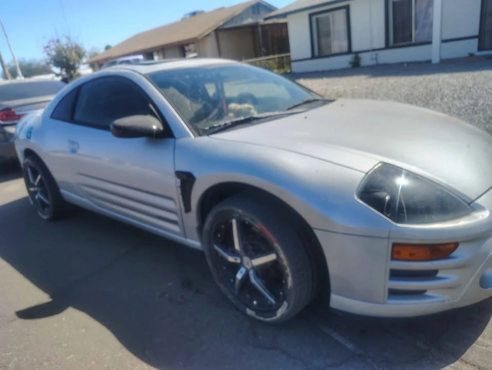 2004 Mitsubishi Eclipse 3rd Gen - Image 2 of 3