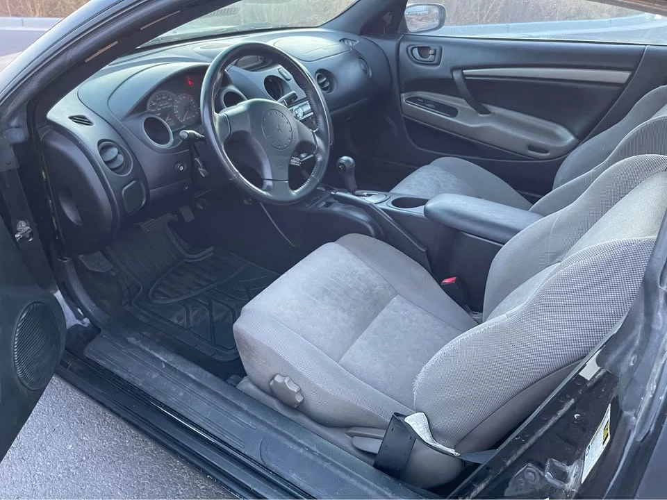 2004 Mitsubishi Eclipse 3rd Gen - Image 7 of 9