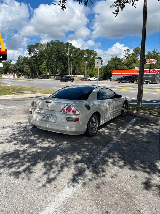 2004 Mitsubishi Eclipse 3rd Gen - Image 2 of 4