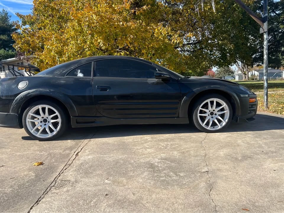 2004 Mitsubishi Eclipse 3rd Gen - Image 5 of 11