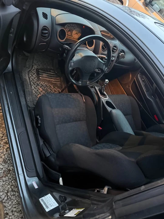 2004 Mitsubishi Eclipse 3rd Gen - Image 9 of 12