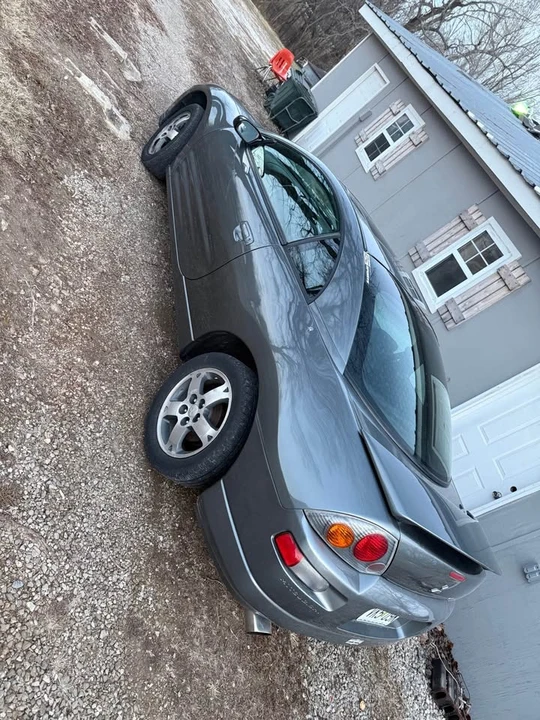 2004 Mitsubishi Eclipse 3rd Gen - Image 4 of 12