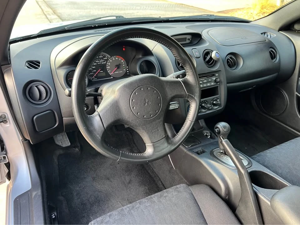 2004 Mitsubishi Eclipse 3rd Gen - Image 8 of 16