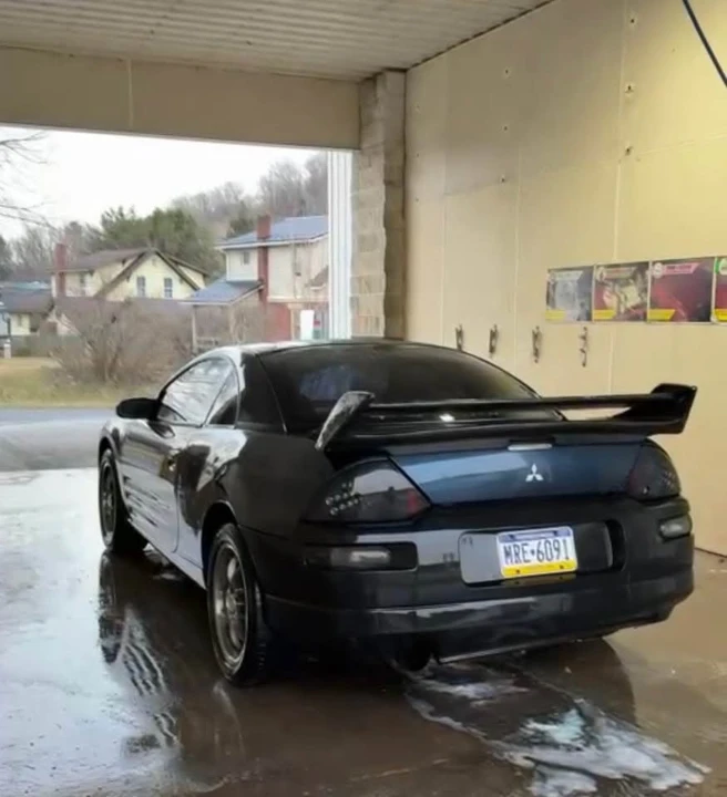 2004 Mitsubishi Eclipse 3rd Gen - Image 4 of 4