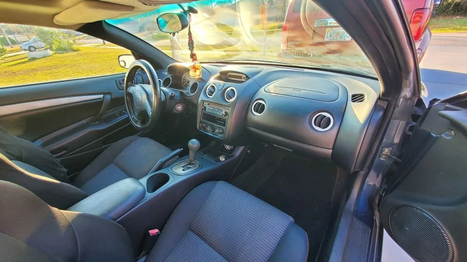 2004 Mitsubishi Eclipse 3rd Gen - Image 4 of 7