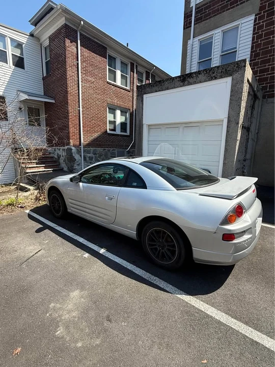 2004 Mitsubishi Eclipse 3rd Gen - Image 2 of 5