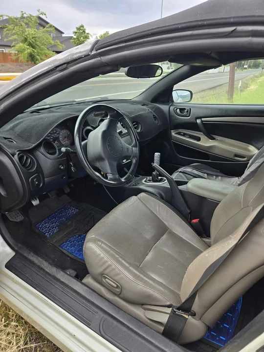 2004 Mitsubishi Eclipse 3rd Gen - Image 6 of 10