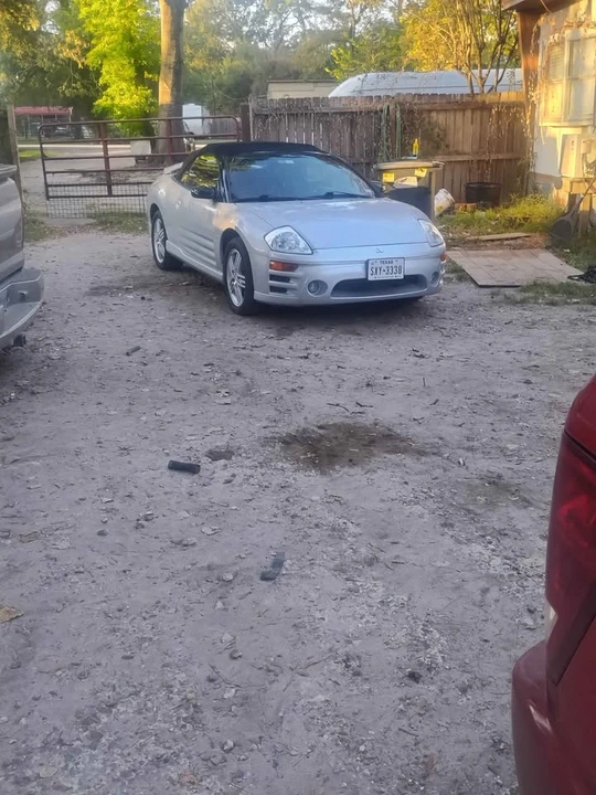 2004 Mitsubishi Eclipse 3rd Gen - Image 4 of 18