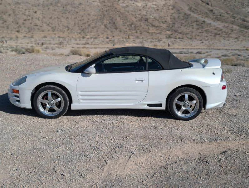 2004 Mitsubishi Eclipse 3rd Gen - Image 10 of 14