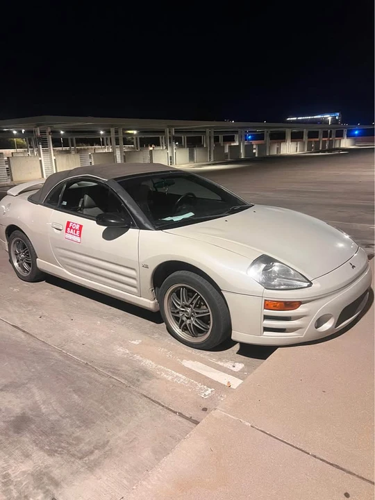 2004 Mitsubishi Eclipse 3rd Gen - Image 4 of 9