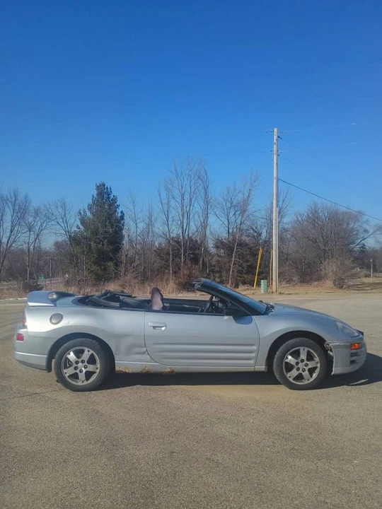 2004 Mitsubishi Eclipse 3rd Gen - Image 11 of 20