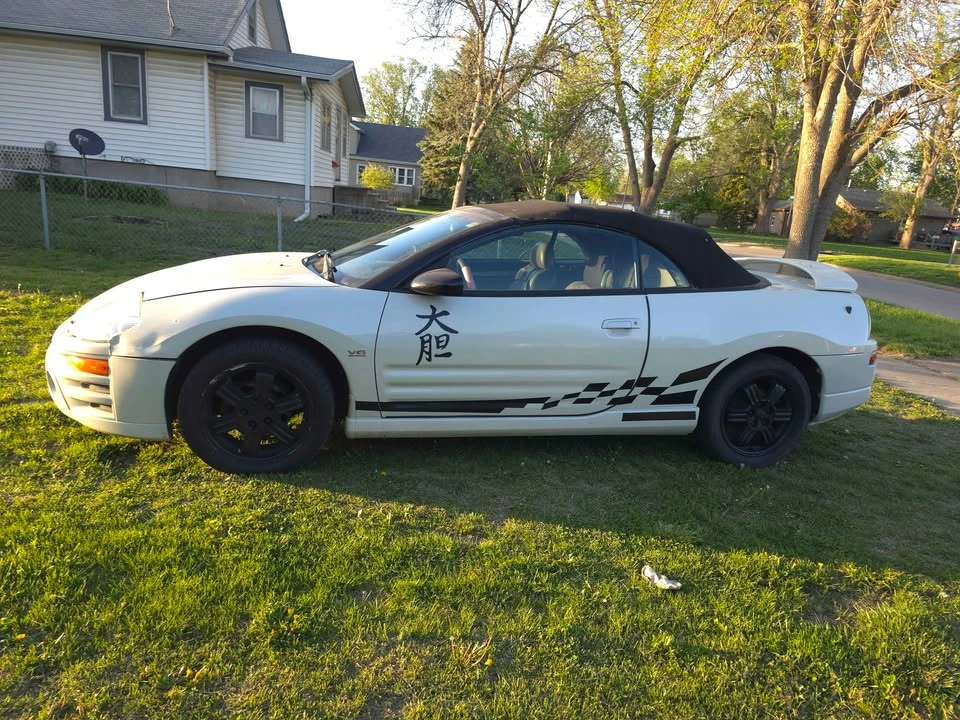 2004 Mitsubishi Eclipse 3rd Gen - Image 15 of 19