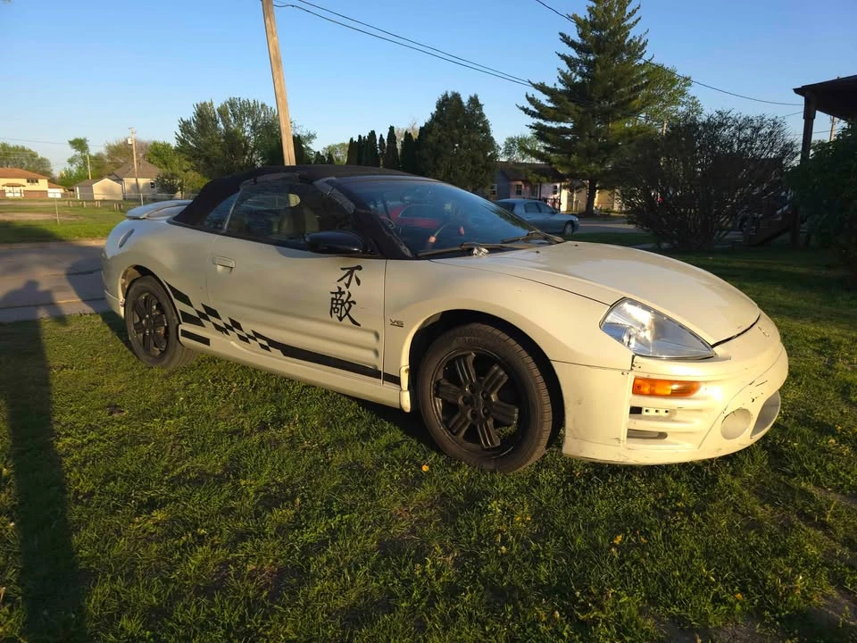 2004 Mitsubishi Eclipse 3rd Gen - Image 4 of 17