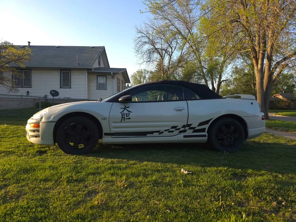 2004 Mitsubishi Eclipse 3rd Gen - Image 8 of 17