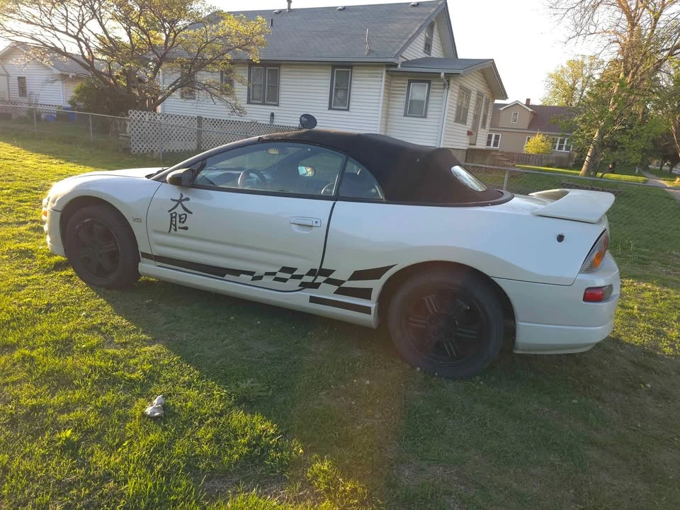 2004 Mitsubishi Eclipse 3rd Gen - Image 8 of 18
