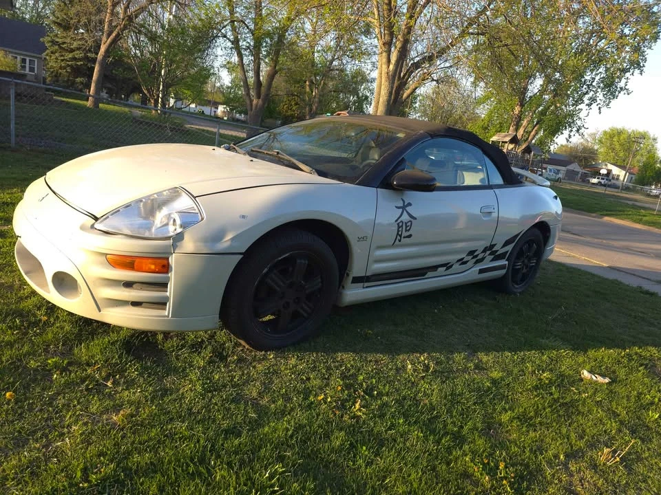 2004 Mitsubishi Eclipse 3rd Gen - Image 11 of 17