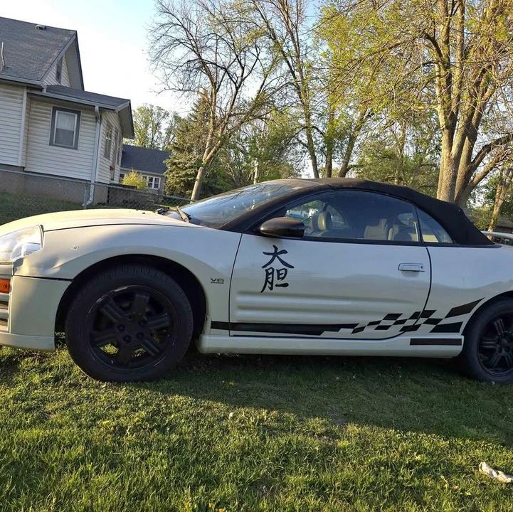 2004 Mitsubishi Eclipse 3rd Gen - Image 2 of 18