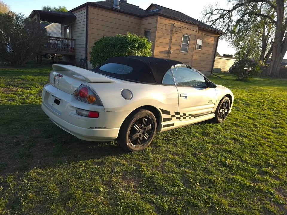 2004 Mitsubishi Eclipse 3rd Gen - Image 6 of 17