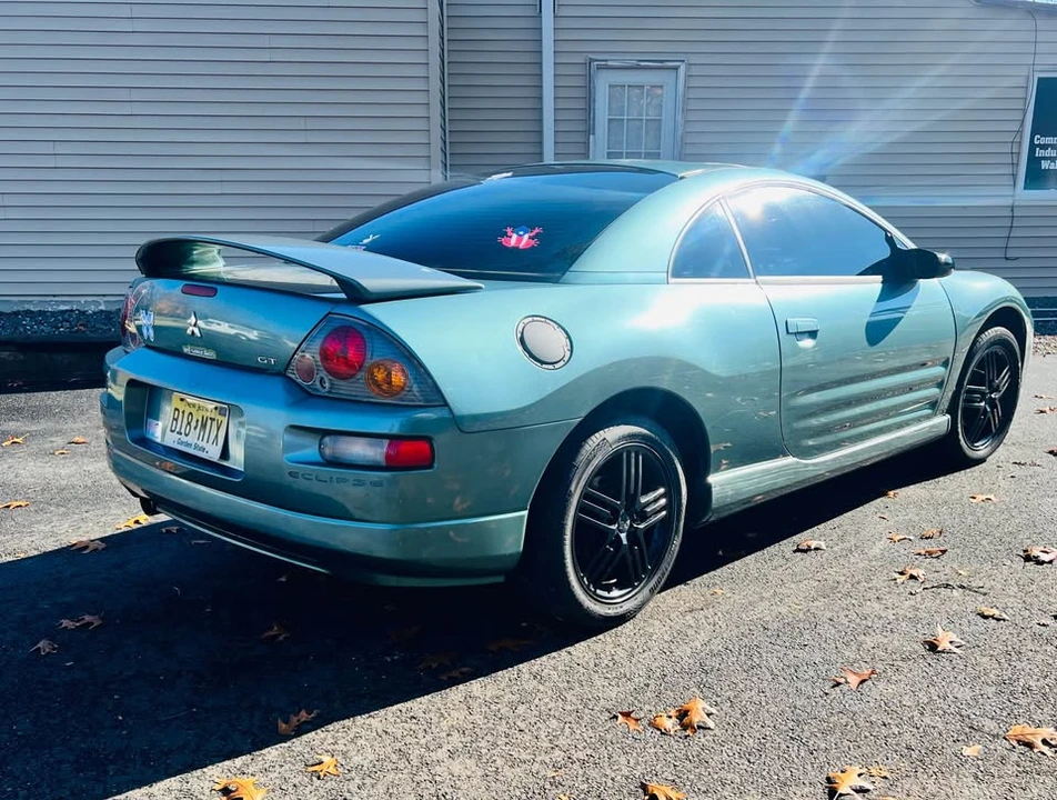 2004 Mitsubishi Eclipse 3rd Gen - Image 3 of 7