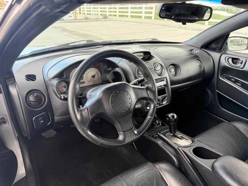 2004 Mitsubishi Eclipse 3rd Gen - Image 8 of 11