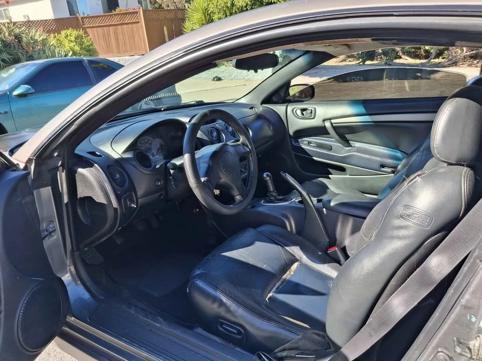 2004 Mitsubishi Eclipse 3rd Gen - Image 8 of 12