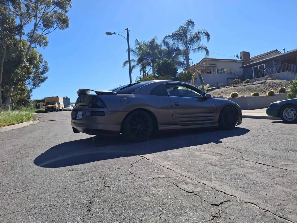 2004 Mitsubishi Eclipse 3rd Gen - Image 4 of 12
