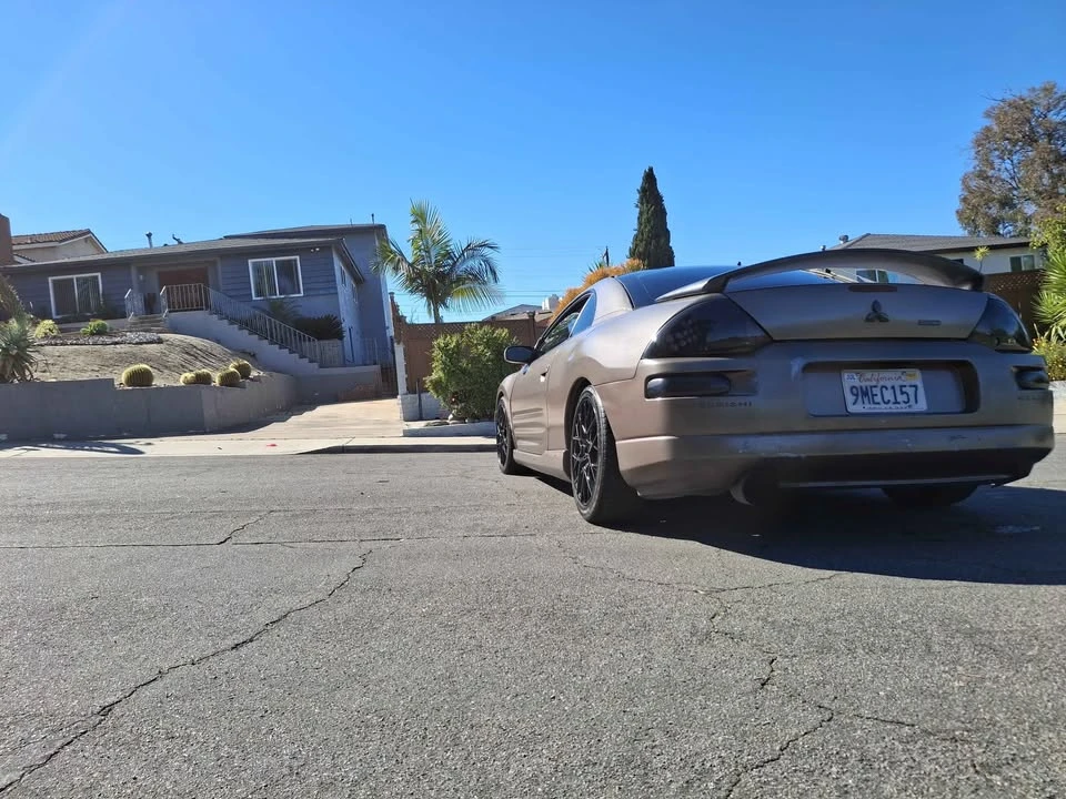 2004 Mitsubishi Eclipse 3rd Gen - Image 2 of 12
