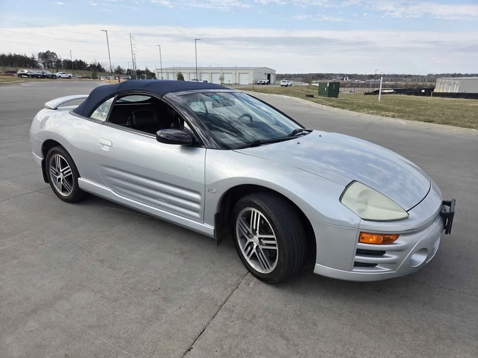 2004 Mitsubishi Eclipse 3rd Gen - Image 6 of 10
