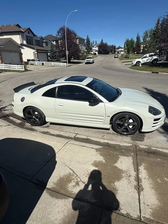2004 Mitsubishi Eclipse 3rd Gen - Image 5 of 10