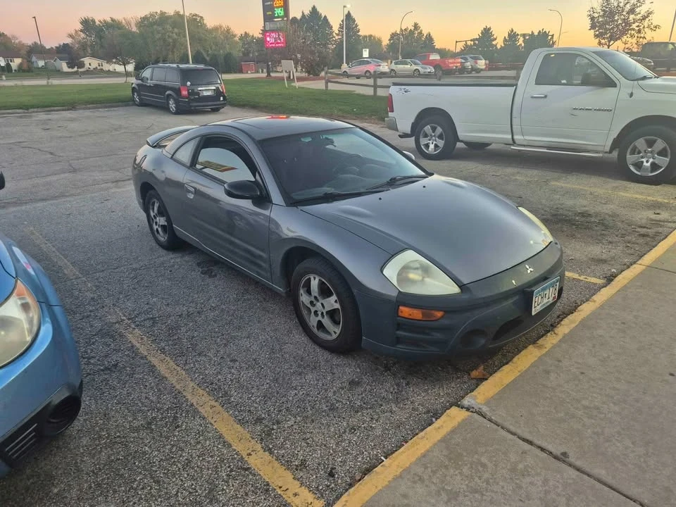 2004 Mitsubishi Eclipse 3rd Gen - Image 2 of 6