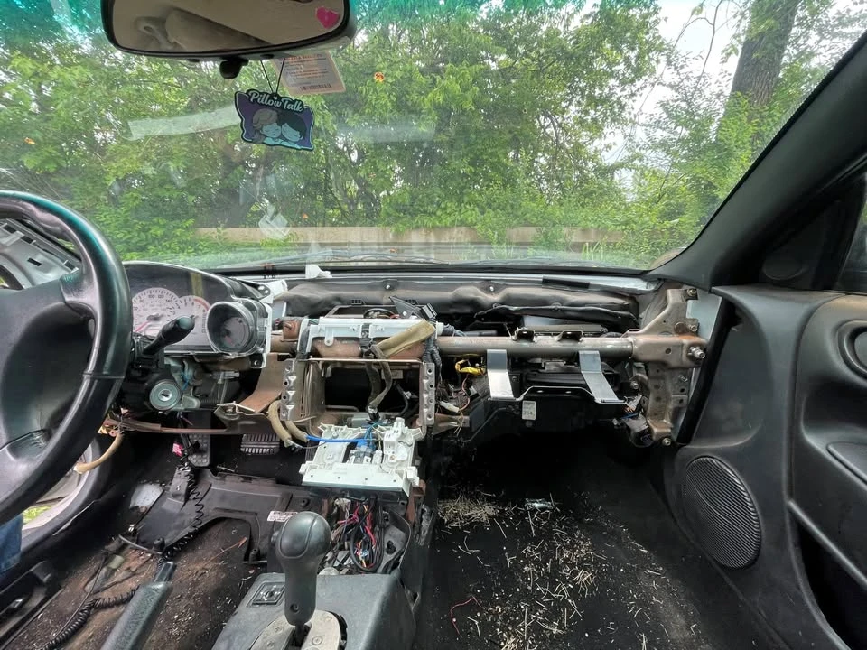 2004 Mitsubishi Eclipse 3rd Gen - Image 15 of 20
