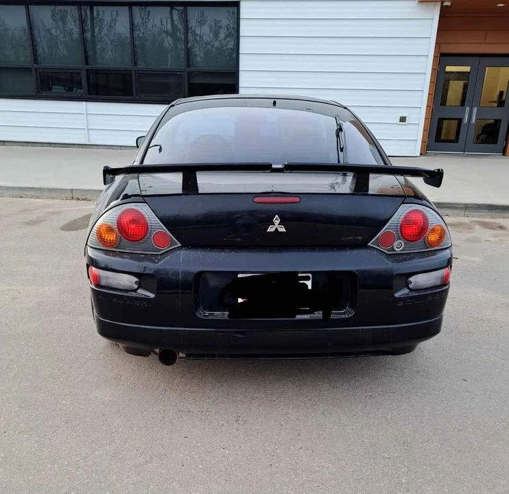2004 Mitsubishi Eclipse 3rd Gen - Image 5 of 6