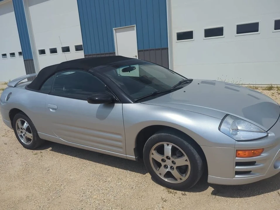 2004 Mitsubishi Eclipse 3rd Gen - Image 7 of 16