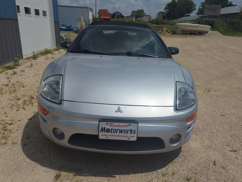 2004 Mitsubishi Eclipse 3rd Gen - Image 5 of 16