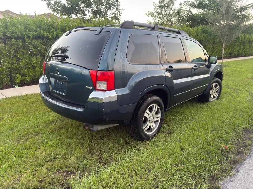 2004 Mitsubishi Endeavor - Image 6 of 9