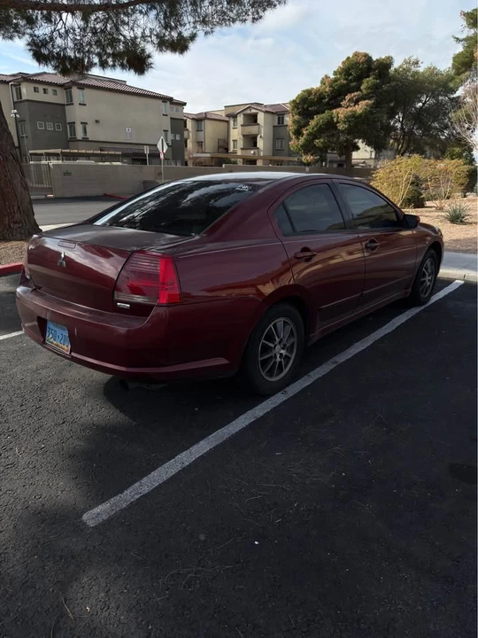 2004 Mitsubishi Galant 8th Gen - Image 4 of 5
