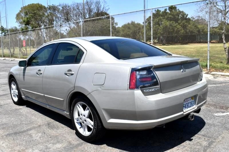2004 Mitsubishi Galant 9th Gen - Image 2 of 12