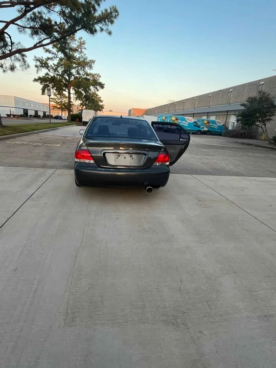 2004 Mitsubishi Lancer 9th Gen - Image 10 of 11