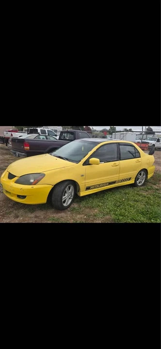 2004 Mitsubishi Lancer 8th Gen - Image 2 of 4
