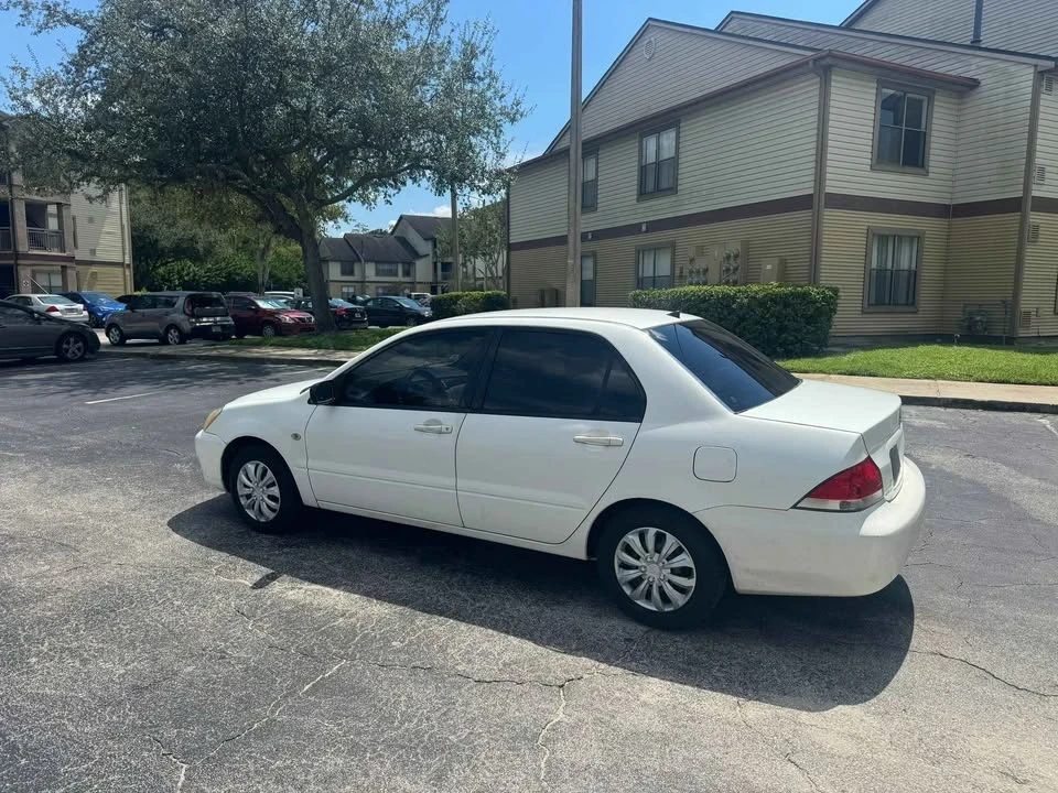 2004 Mitsubishi Lancer 8th Gen - Image 7 of 8