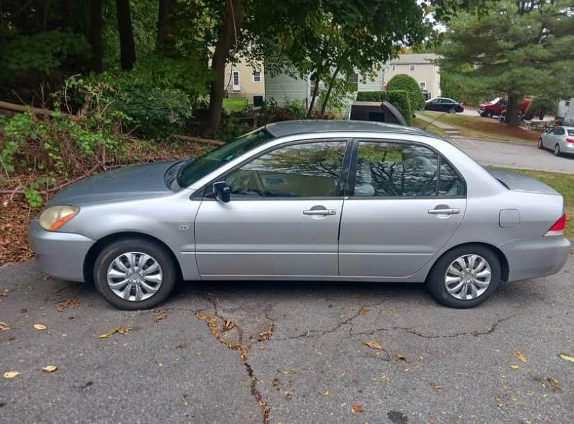 2004 Mitsubishi Lancer 8th Gen - Image 2 of 3