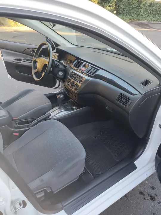 2004 Mitsubishi Lancer 9th Gen - Image 10 of 10