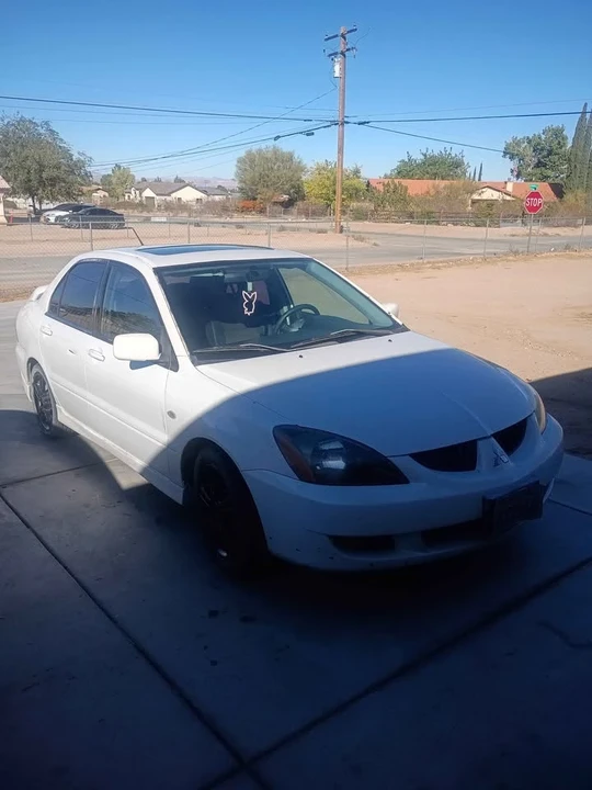 2004 Mitsubishi Lancer 7th Gen - Image 2 of 9